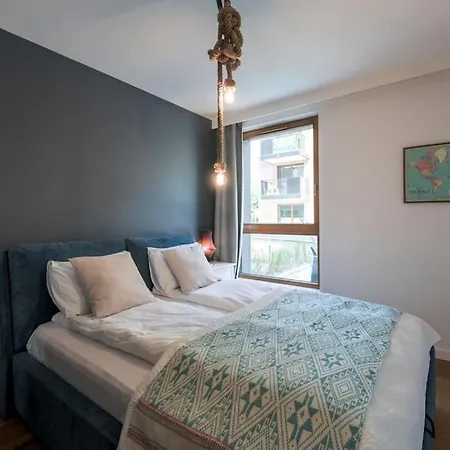 Apartment Front Park By Q4apartments *